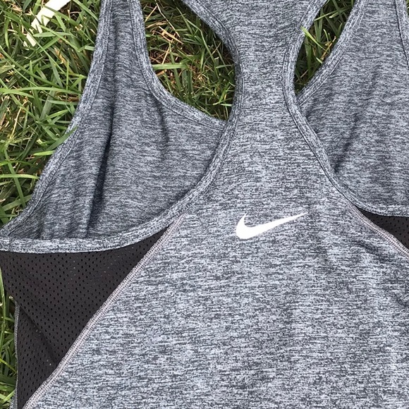 Nike heather grey racer back tee. - Picture 4 of 6